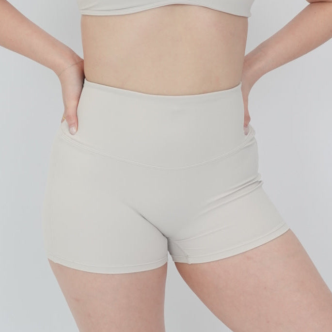 Core Invisible Sculpt Shorts